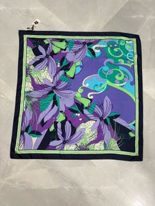 100% Silk Elizabetta  Italy Scarf