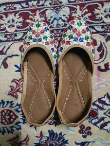 Embroidered Jutti Shoes