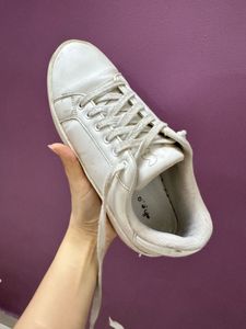 SOLETHREADS White Sneaker - EU40 / UK 7