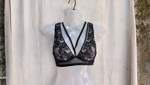 19410. Black mesh brallete
