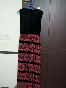 Chic Black &amp; Pink Floral Maxi Dress