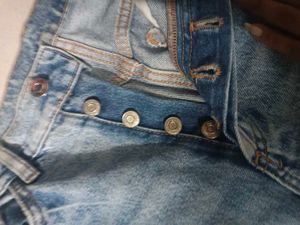 Light Wash Denim Jeans