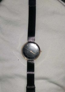 Minimalist Black Mesh Strap Watch