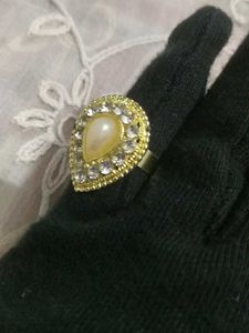 Vintage Pearl &amp; Rhinestone Ring