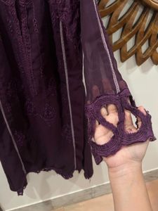 Elegant Purple Embroidered Kurta
