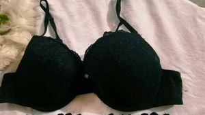 Lace Trimmed Black Bra &amp; Panty Set