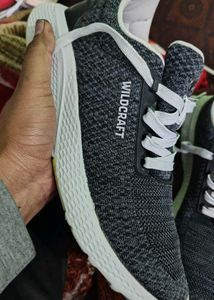Stylish Men's Grey Sports Shoes