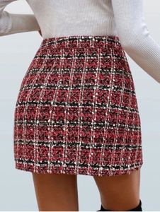 Chic Plaid Mini Skirt,size (M), 30