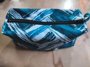 Stylish Teal Patterned Pouch