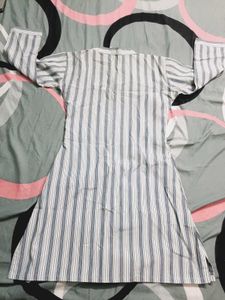 Blue &amp; White Striped Kurta
