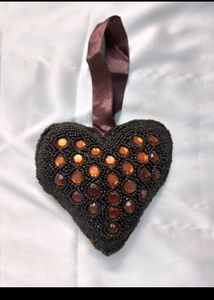 2 Hanging Hearts