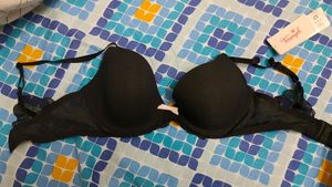 Triumph Bra With Tag - Padded And Underwired 32D