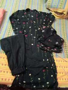 Black Floral Kurti Set