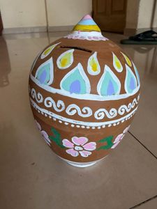 Gullak/money bank