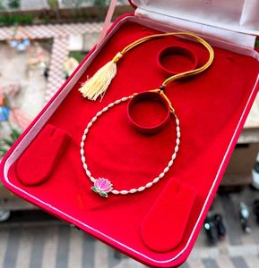 Premium Pearl Minimal necklece