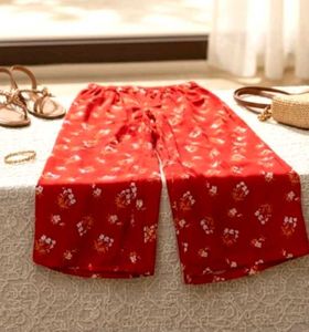 Red Floral Print Palazzos New without tag ✨