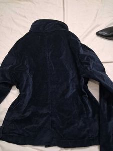 VELVET BLAZER