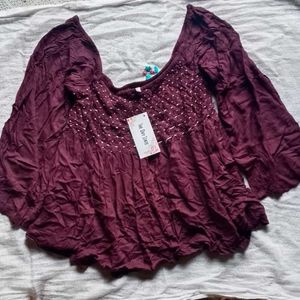 PRICE DROP🚨Chic Off-Shoulder Bell Sleeve Top