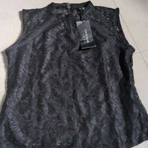 Chic Black Lace Sleeveless Top