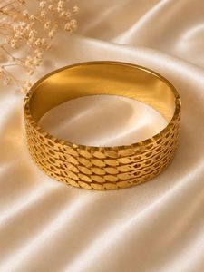 18K Gold Plated Textured Wide Bangle | Anti-Tarnis