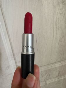 MAC Ruby Woo Lipstick