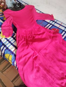Elegant Pink Anarkali Kurta with Floral Embroidery