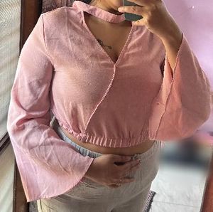 peach bell sleeved crop top