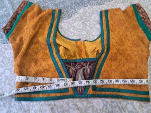 Printed saree with blouse