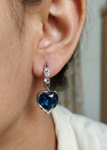 💙Heart Dangle Earrings