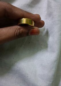 Classic Gold Band Ring