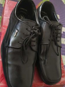 Bata Black Formal Shoes