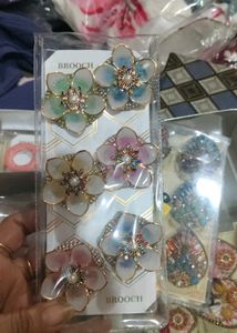 Ethnic saree pins