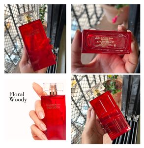 Elizabeth Arden New York Red Door Gift Set