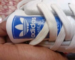 Price drop 🔻Adidas Samba First Copy Sneakers