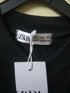 Solid Black Fitted Top