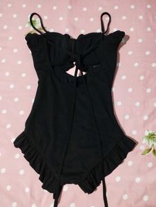 Chic Black Ruffled One-Piece Swimsuit