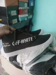 NEW NO USED SNEAKERS SHOES FOR MEN.