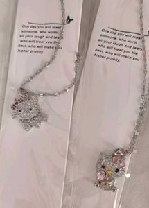>•HELLOKITTY necklace<