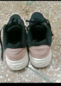 Women Redtape Shoes