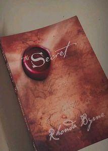 The Secret by Rhond Byrne ✨📚
