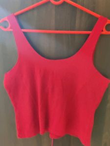 💥Price Drop💥 Rio Red Crop Top| Medium| Stretchable Material