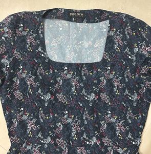 Chic Floral Peplum Top