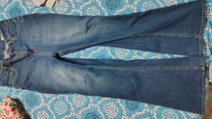 Blue bootcut Jeans