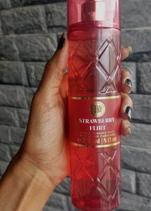 Strawberry flirt Body Mist Bath 236ml