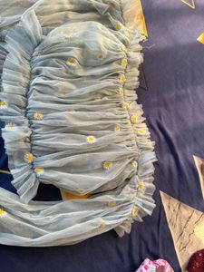 Daisy Detail Mesh Top