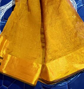 Elegant golden Yellow Embroidered Saree✨💛⚜️