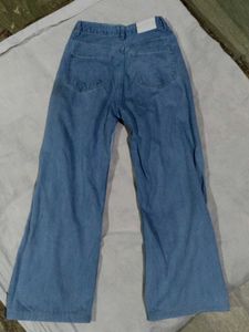 Two-Tone Wide Leg Jeans