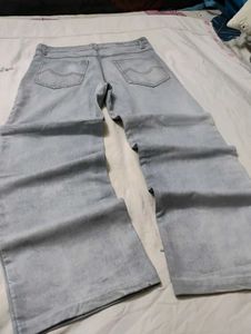 Light Wash Baggy Denim Jeans