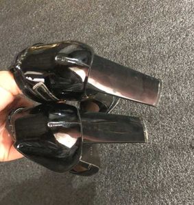 Pointed Toes Glossy High Heels