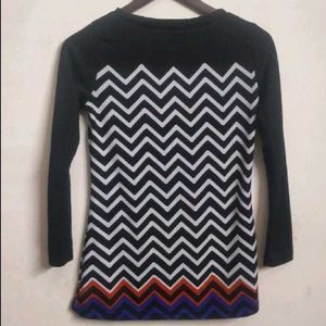Unique Geometric Print Top